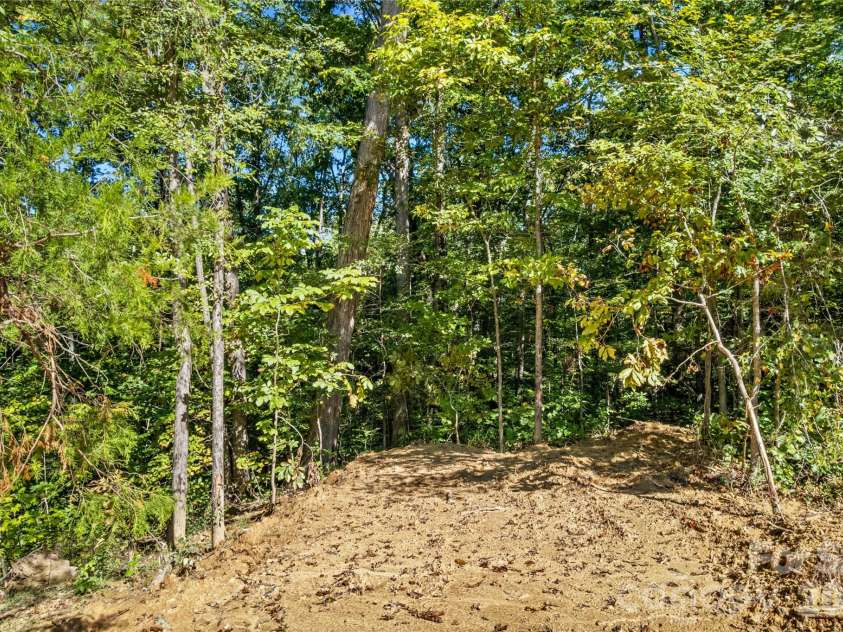 127 Katie Lane, Statesville, NC 28625.  MLS# CAR4430059, YatesRealty ID 53865. 