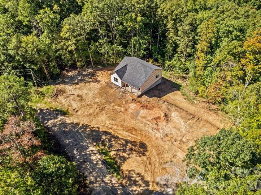 127 Katie Lane, Statesville, NC 28625.  MLS# CAR4430059, YatesRealty ID 53865. 