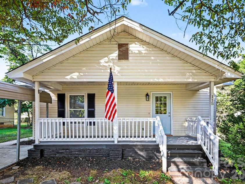 115 Lambert Street, Belmont, NC 28012.  MLS# CAR4429515, YatesRealty ID 53866. 