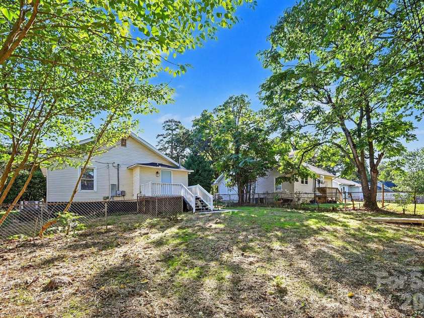 115 Lambert Street, Belmont, NC 28012.  MLS# CAR4429515, YatesRealty ID 53866. 