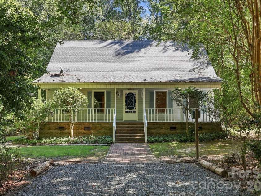 4985 Creek Court, Rock Hill, SC 29732.  MLS# CAR4429578, YatesRealty ID 53867. 