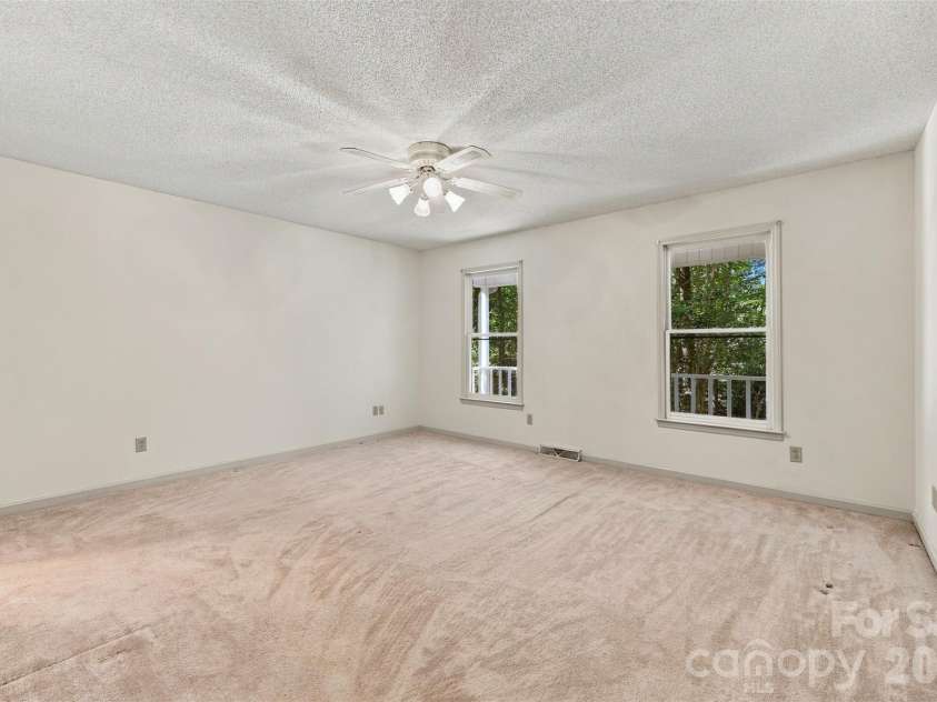 4985 Creek Court, Rock Hill, SC 29732.  MLS# CAR4429578, YatesRealty ID 53867. 