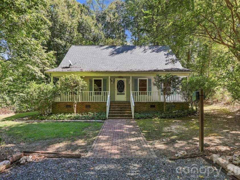 4985 Creek Court, Rock Hill, SC 29732.  MLS# CAR4429578, YatesRealty ID 53867. 