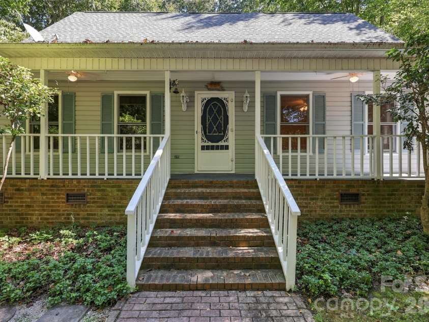 4985 Creek Court, Rock Hill, SC 29732.  MLS# CAR4429578, YatesRealty ID 53867. 