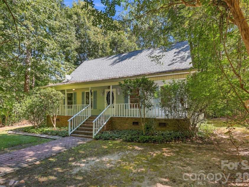 4985 Creek Court, Rock Hill, SC 29732.  MLS# CAR4429578, YatesRealty ID 53867. 