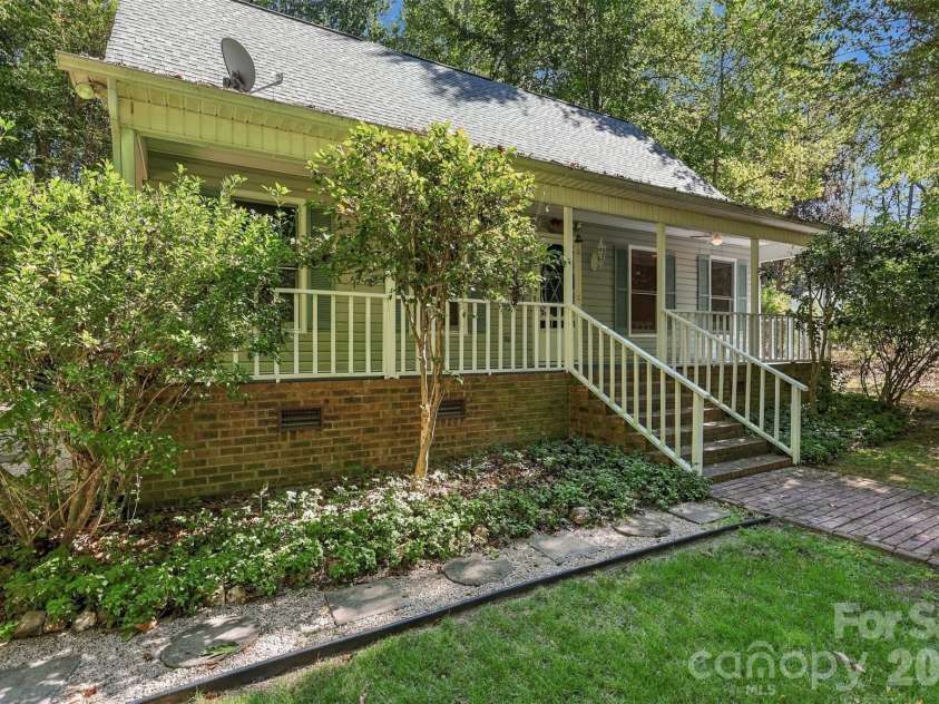 4985 Creek Court, Rock Hill, SC 29732.  MLS# CAR4429578, YatesRealty ID 53867. 
