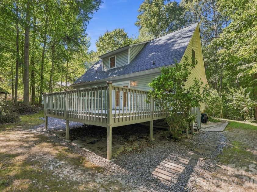 4985 Creek Court, Rock Hill, SC 29732.  MLS# CAR4429578, YatesRealty ID 53867. 
