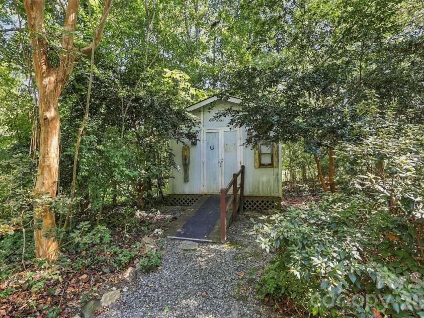 4985 Creek Court, Rock Hill, SC 29732.  MLS# CAR4429578, YatesRealty ID 53867. 