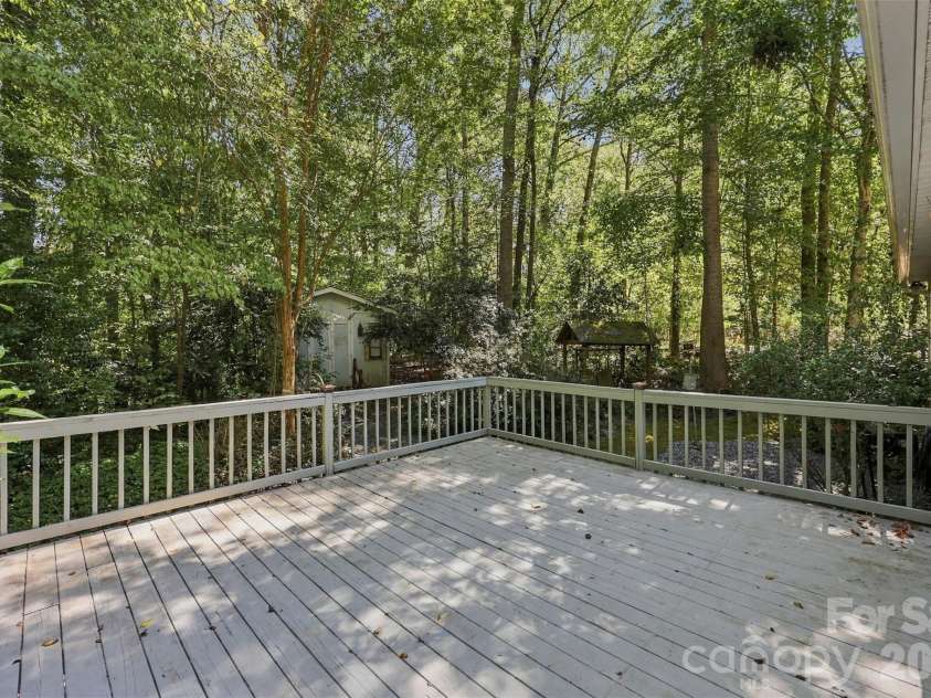4985 Creek Court, Rock Hill, SC 29732.  MLS# CAR4429578, YatesRealty ID 53867. 