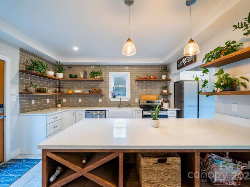 421 South Mills River Road, Mills River, NC 28759.  MLS# CAR4218168, YatesRealty ID 5387. 