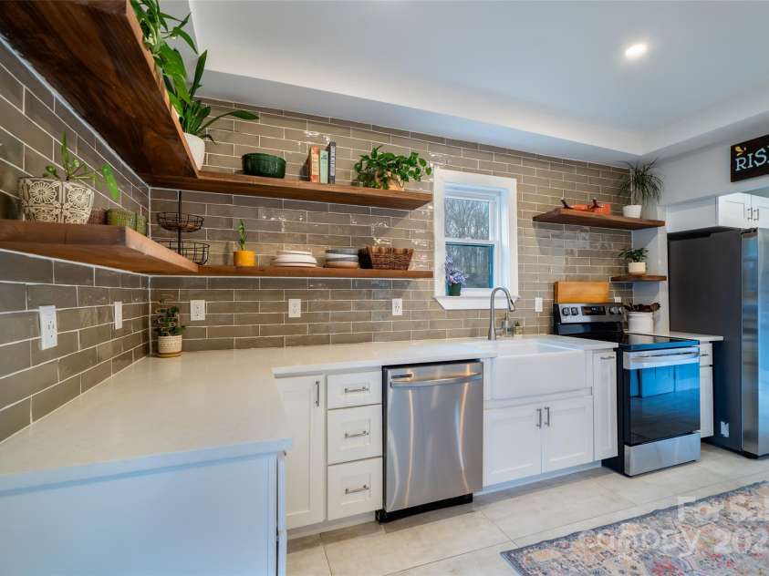 421 South Mills River Road, Mills River, NC 28759.  MLS# CAR4218168, YatesRealty ID 5387. 