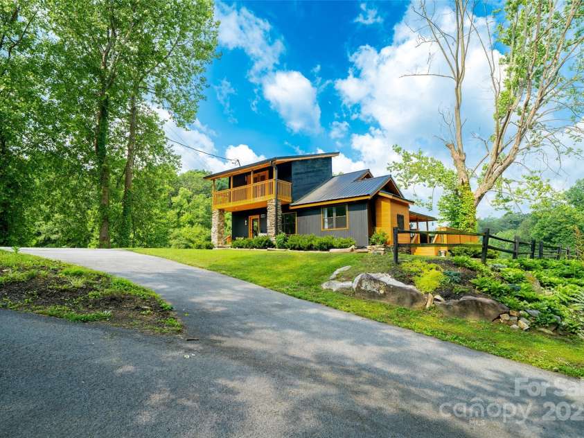 421 South Mills River Road, Mills River, NC 28759.  MLS# CAR4218168, YatesRealty ID 5387. 