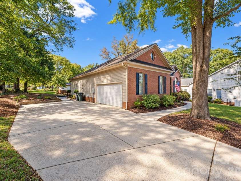 5650 Landale Court, Concord, NC 28027.  MLS# CAR4429562, YatesRealty ID 53873. 
