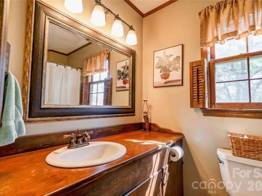 225 Hicks Hill Road, Lawndale, NC 28090.  MLS# CAR4430033, YatesRealty ID 53874. Primary Bathroom