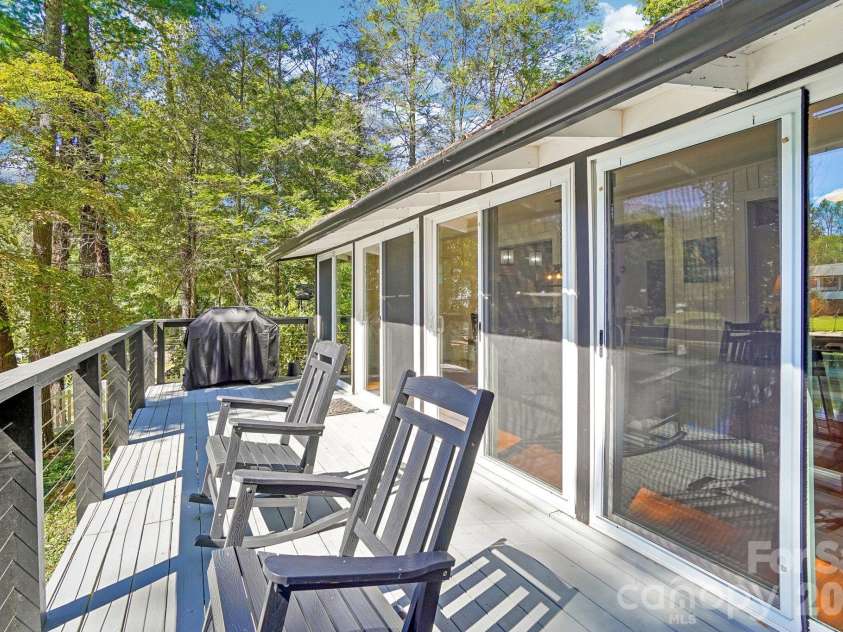 52 Lake Jordan Drive, Flat Rock, NC 28731.  MLS# CAR4425965, YatesRealty ID 53878. 