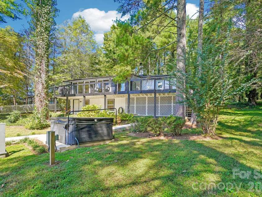 52 Lake Jordan Drive, Flat Rock, NC 28731.  MLS# CAR4425965, YatesRealty ID 53878. 