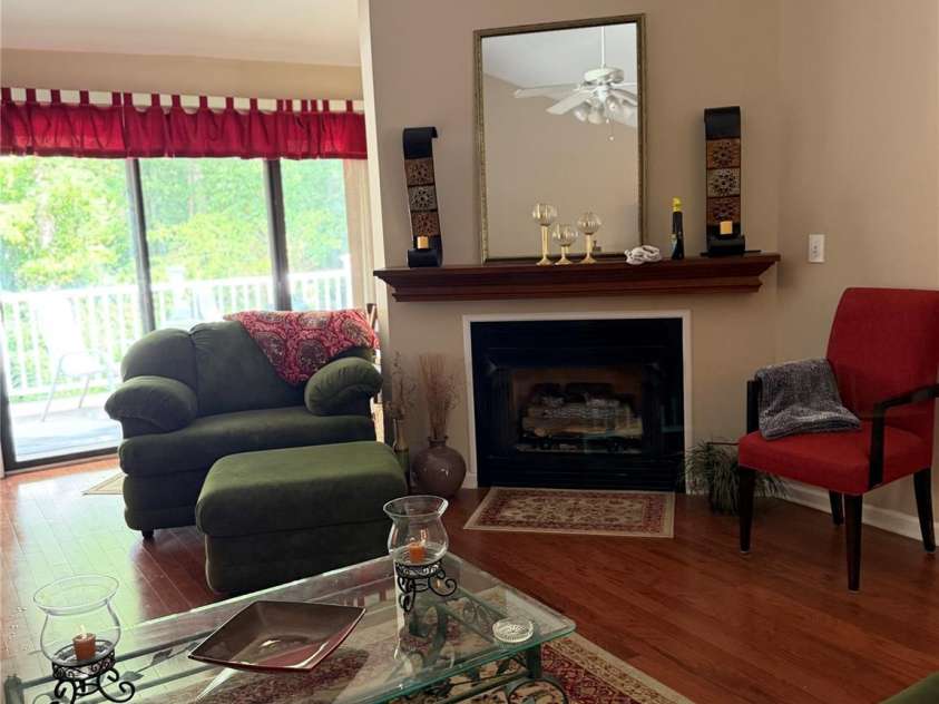 433 19th Avenue Court, Hickory, NC 28601.  MLS# CAR4427143, YatesRealty ID 53879. 