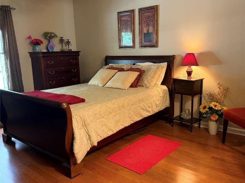 433 19th Avenue Court, Hickory, NC 28601.  MLS# CAR4427143, YatesRealty ID 53879. 