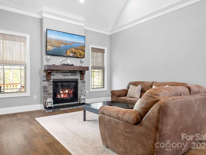 164 Crooked Branch Way, Troutman, NC 28166.  MLS# CAR4241614, YatesRealty ID 5388. 