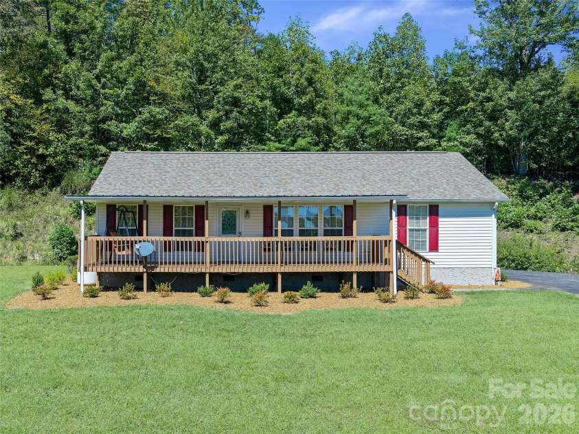 456 Tempie Mountain Road, Spruce Pine, NC 28777.  MLS# CAR4430171, YatesRealty ID 53882. 