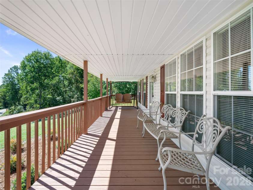 456 Tempie Mountain Road, Spruce Pine, NC 28777.  MLS# CAR4430171, YatesRealty ID 53882. 