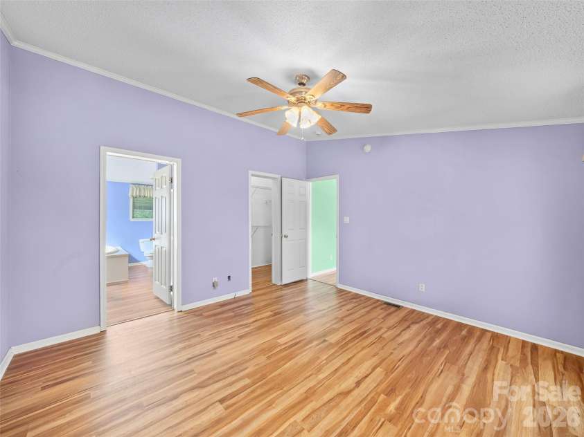 456 Tempie Mountain Road, Spruce Pine, NC 28777.  MLS# CAR4430171, YatesRealty ID 53882. 