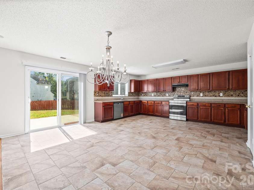 13750 Rutherglen Court, Charlotte, NC 28213.  MLS# CAR4430179, YatesRealty ID 53886. 