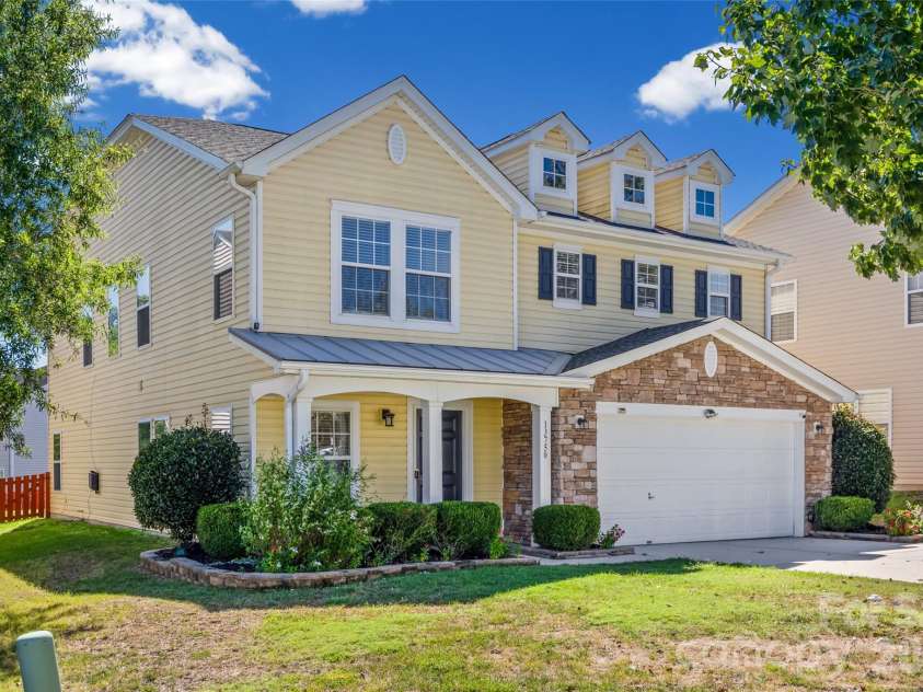 13750 Rutherglen Court, Charlotte, NC 28213.  MLS# CAR4430179, YatesRealty ID 53886. 