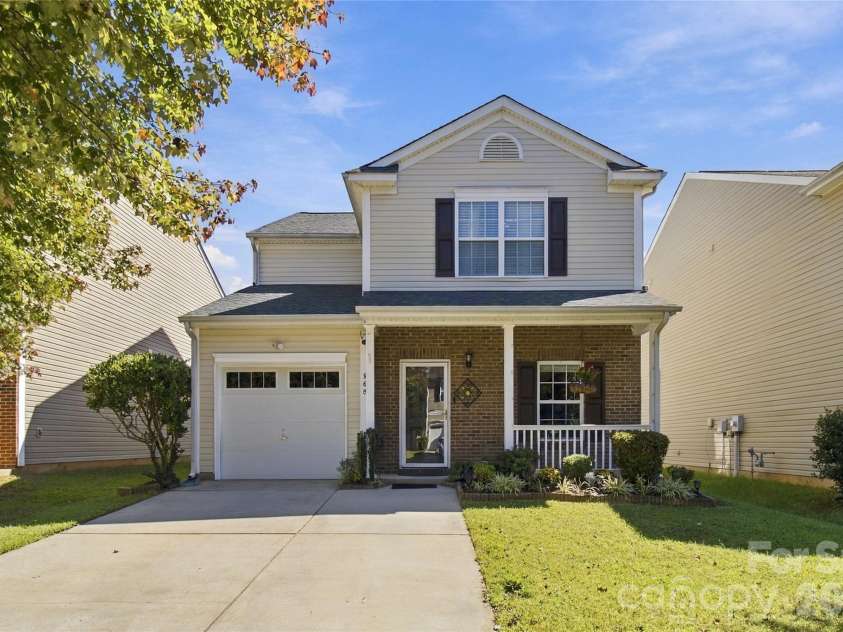 968 Willow Creek Drive, Gastonia, NC 28054.  MLS# CAR4430164, YatesRealty ID 53887. 