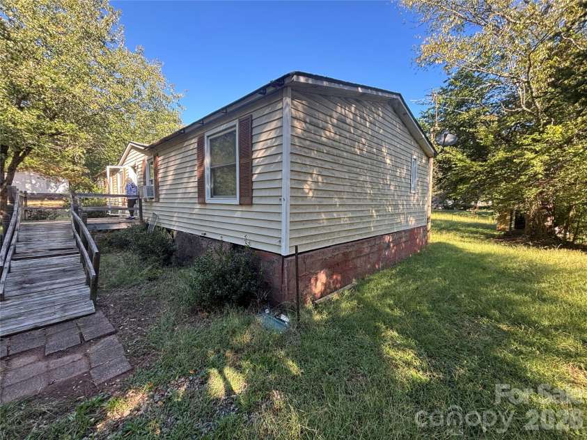 7823 High Terrace Lane, Denver, NC 28037.  MLS# CAR4430197, YatesRealty ID 53888. 