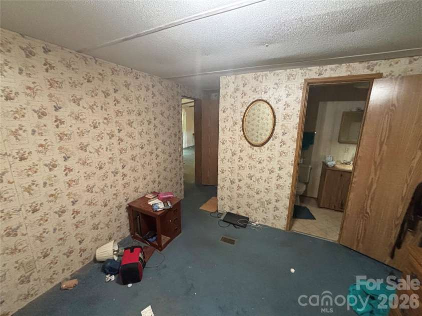 7823 High Terrace Lane, Denver, NC 28037.  MLS# CAR4430197, YatesRealty ID 53888. 