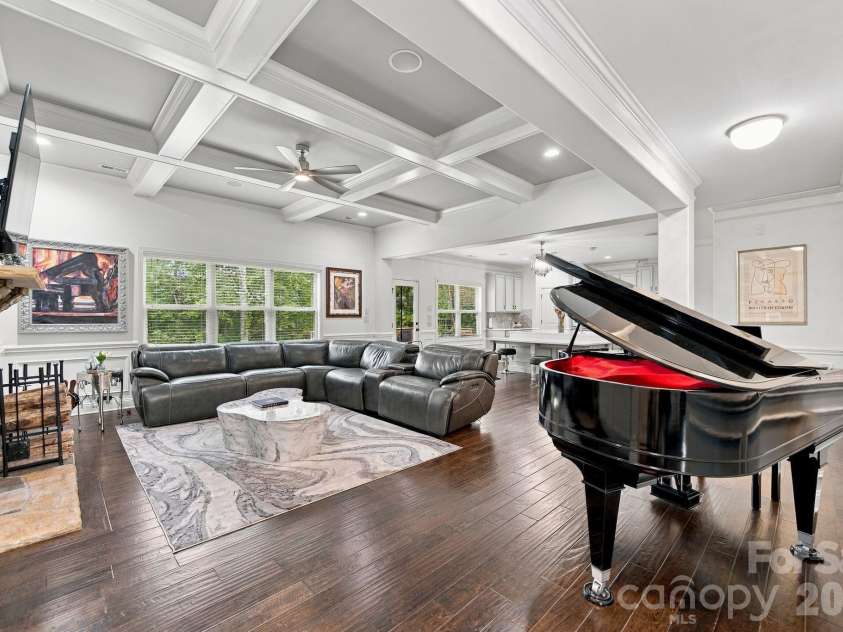 13411 Crystal Springs Drive, Huntersville, NC 28078.  MLS# CAR4424723, YatesRealty ID 53889. 
