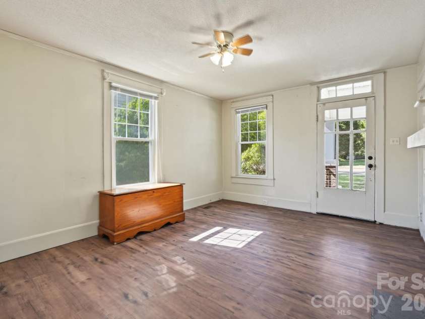 1046 Park Avenue Extension, Rock Hill, SC 29732.  MLS# CAR4430039, YatesRealty ID 53890. 
