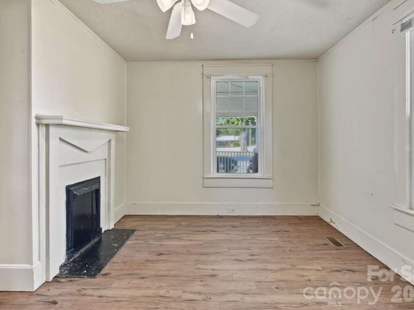 1046 Park Avenue Extension, Rock Hill, SC 29732.  MLS# CAR4430039, YatesRealty ID 53890. 