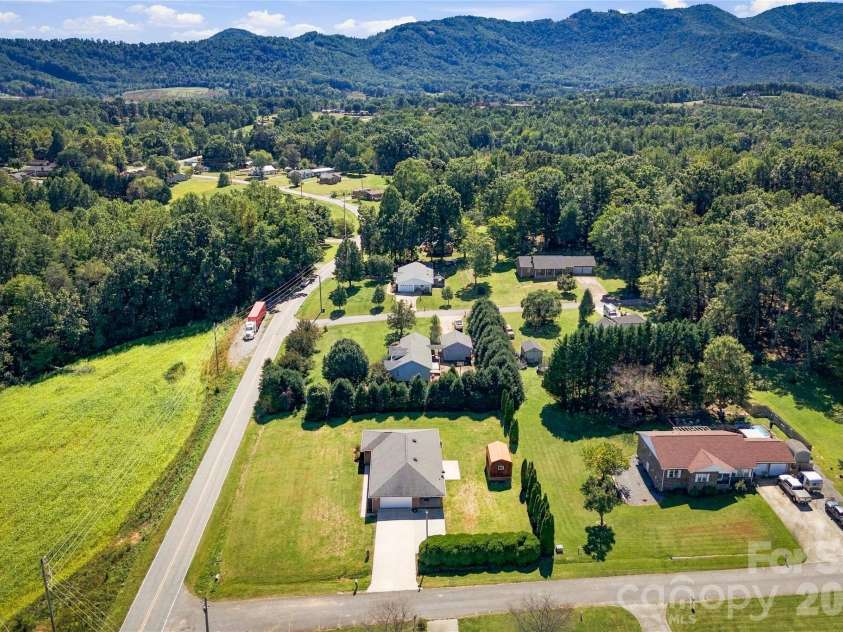 1229 Birch Drive, Morganton, NC 28655.  MLS# CAR4423329, YatesRealty ID 53892. 