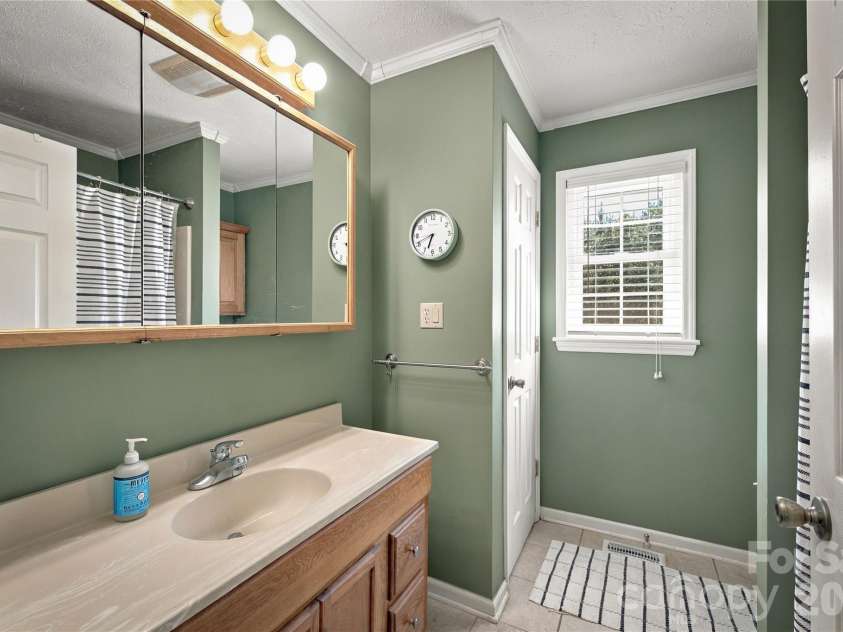 1229 Birch Drive, Morganton, NC 28655.  MLS# CAR4423329, YatesRealty ID 53892. Primary Bathroom