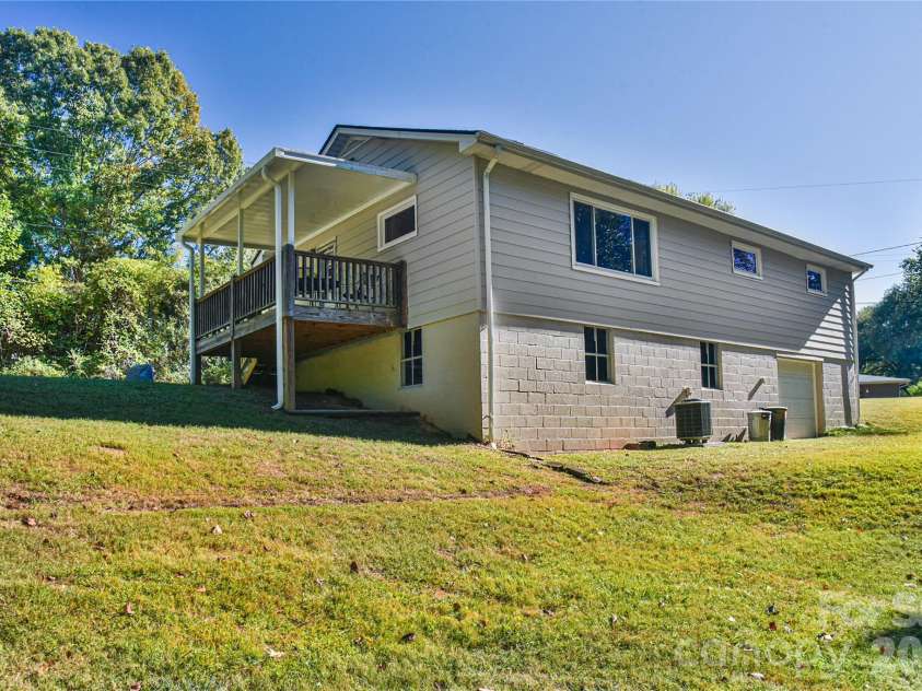 505 Monte Vista Road, Candler, NC 28715.  MLS# CAR4429414, YatesRealty ID 53896. Rear elevation.