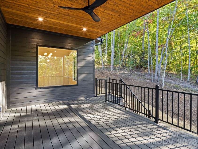 51 Balsamwood Road, Leicester, NC 28748.  MLS# CAR4429593, YatesRealty ID 53899. 