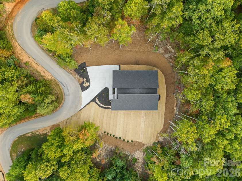 51 Balsamwood Road, Leicester, NC 28748.  MLS# CAR4429593, YatesRealty ID 53899. 
