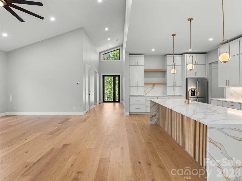 51 Balsamwood Road, Leicester, NC 28748.  MLS# CAR4429593, YatesRealty ID 53899. 
