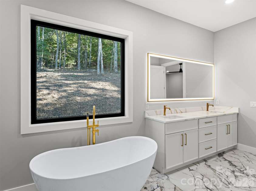 51 Balsamwood Road, Leicester, NC 28748.  MLS# CAR4429593, YatesRealty ID 53899. 