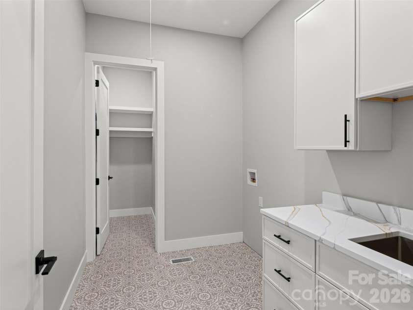 51 Balsamwood Road, Leicester, NC 28748.  MLS# CAR4429593, YatesRealty ID 53899. 