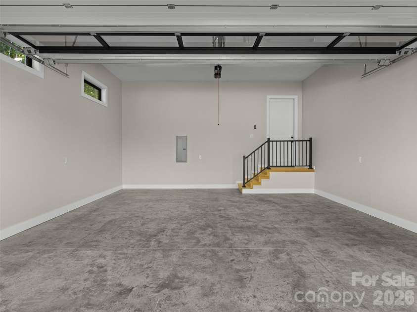 51 Balsamwood Road, Leicester, NC 28748.  MLS# CAR4429593, YatesRealty ID 53899. 