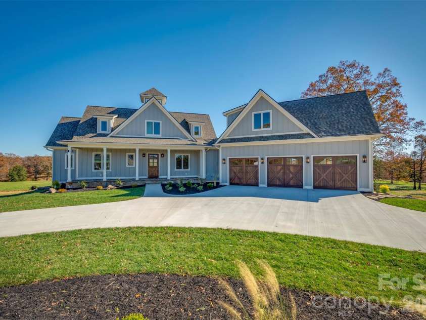 297 Mountain Meadows Lane, Tryon, NC 28782.  MLS# CAR4322255, YatesRealty ID 539. 