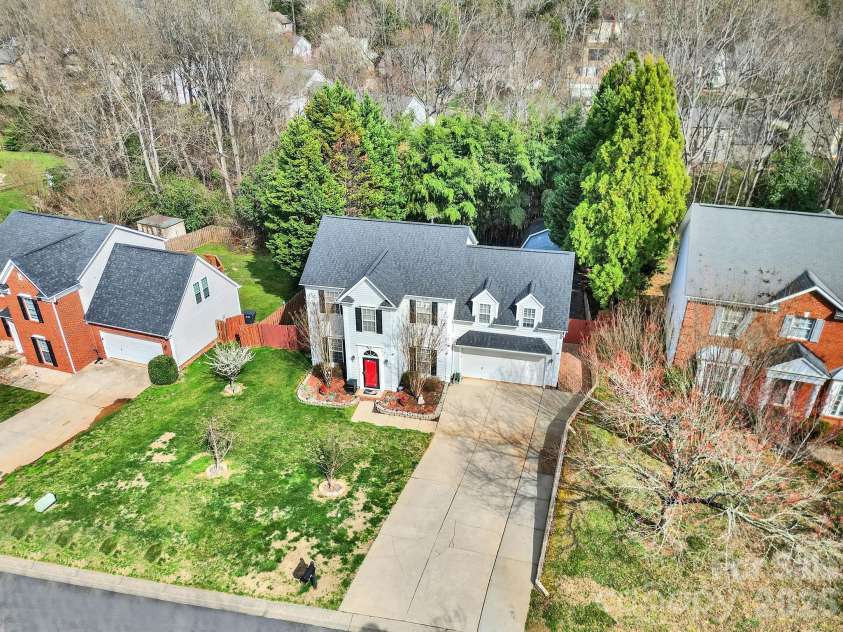 14018 Hatton Cross Drive, Charlotte, NC 28278.  MLS# CAR4352866, YatesRealty ID 5390. 