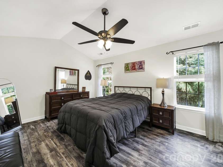 14018 Hatton Cross Drive, Charlotte, NC 28278.  MLS# CAR4352866, YatesRealty ID 5390. 