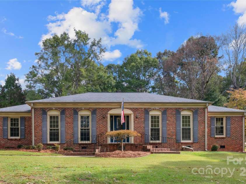 307 Glendale Road, Union, SC 29379.  MLS# CAR4188598, YatesRealty ID 5390. 