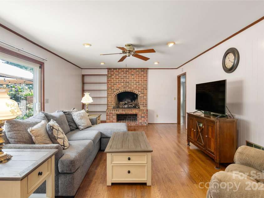 307 Glendale Road, Union, SC 29379.  MLS# CAR4188598, YatesRealty ID 5390. 