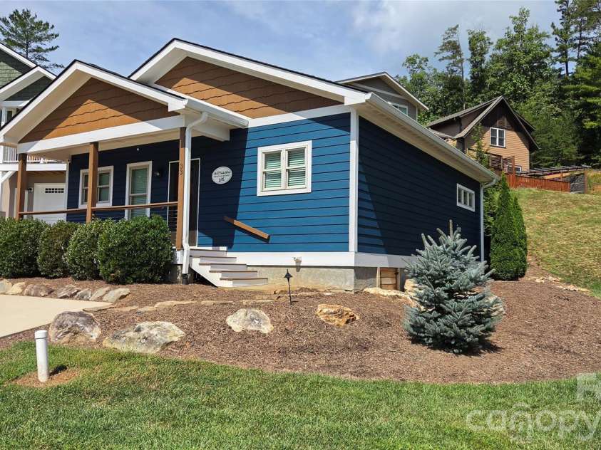 33 Westside Village Road, Fairview, NC 28730.  MLS# CAR4430163, YatesRealty ID 53900. 