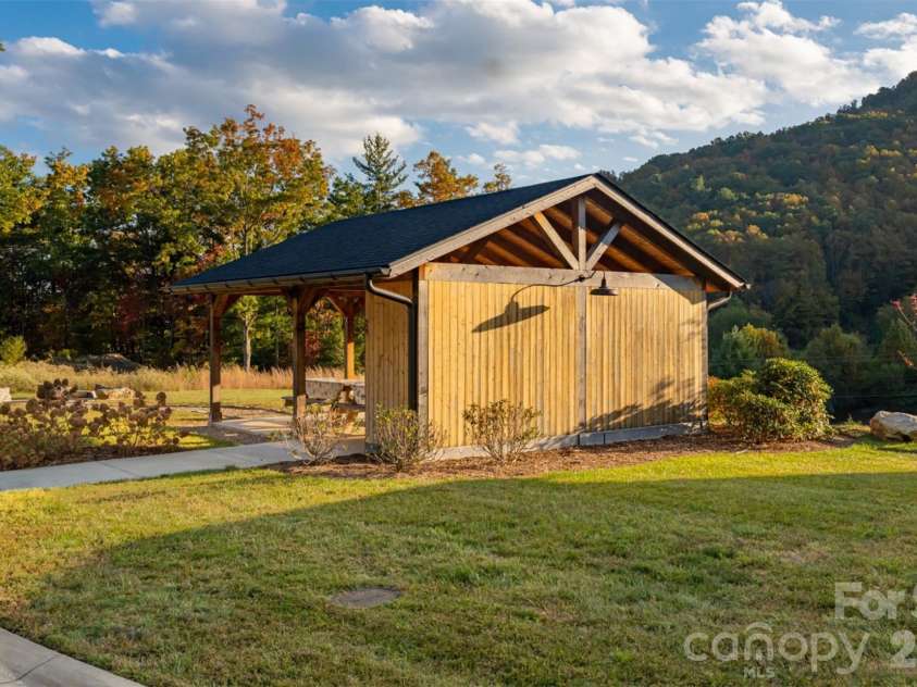 33 Westside Village Road, Fairview, NC 28730.  MLS# CAR4430163, YatesRealty ID 53900. 